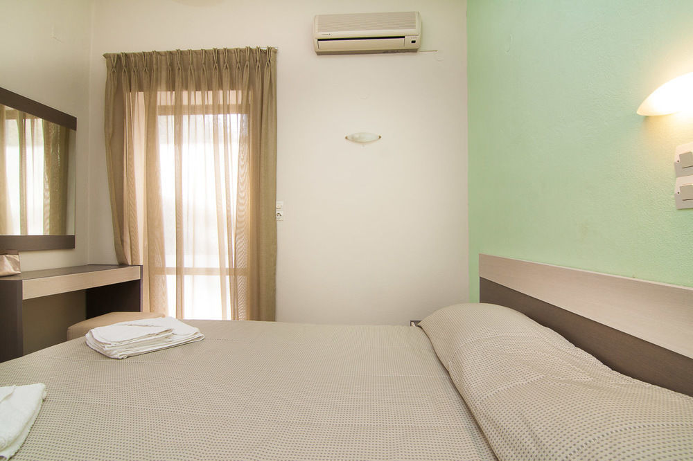 פלאקיאס Skinos Apartments And Studios מראה חיצוני תמונה