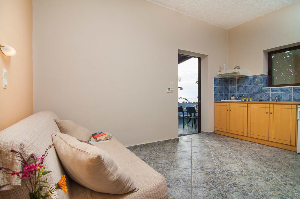 פלאקיאס Skinos Apartments And Studios מראה חיצוני תמונה