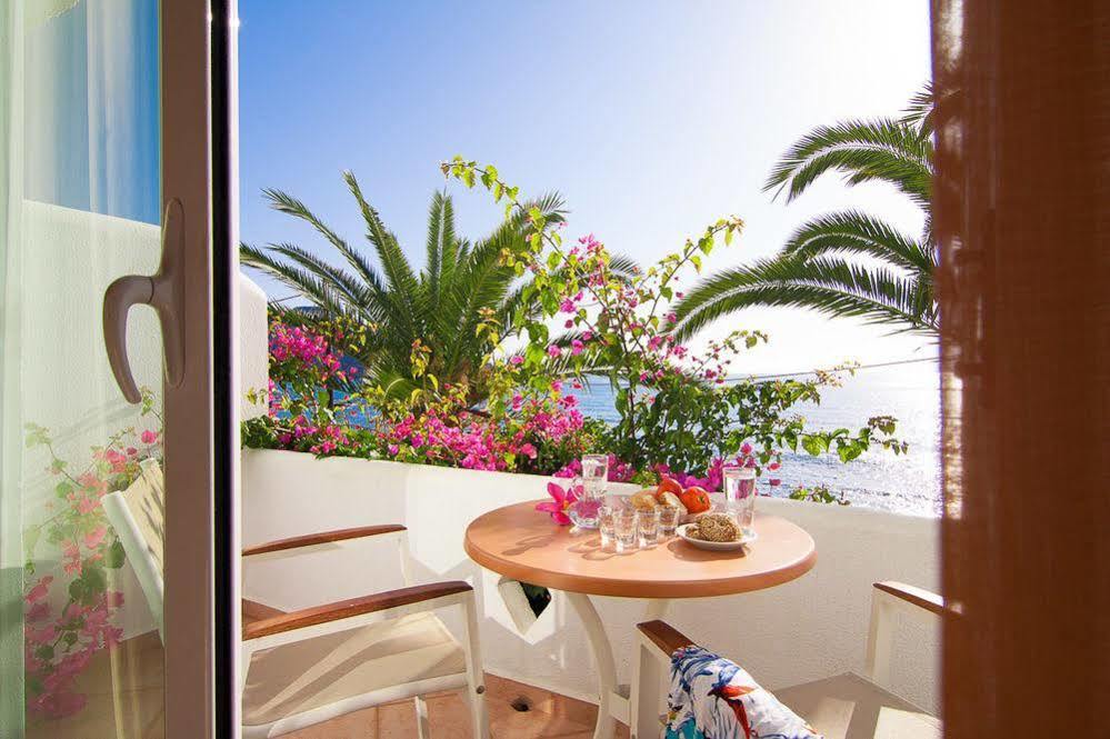 פלאקיאס Skinos Apartments And Studios מראה חיצוני תמונה